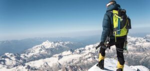 Dynafit l’abbigliamento da donna per lo scialpinismo