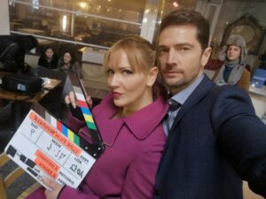 Maria Guerriero e Luca Capuano selfie set Resilienza