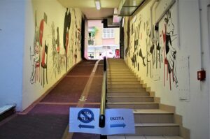 Altrove-Teatro-Studio-un-video-virale-per-dimostrare-linadeguatezza-dei.jpg