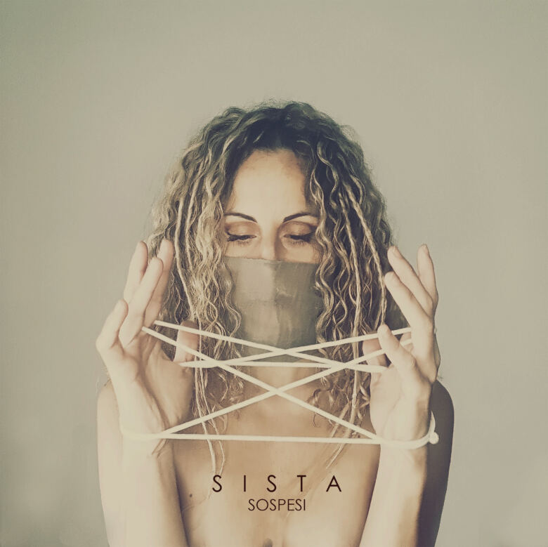 “Sospesi”, il primo singolo in italiano di SISTA