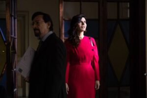 leo-gullotta-e-giovanna-rei-sul-set-di-quel-posto-nel-tempo