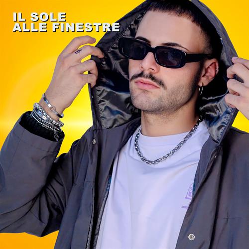 Da oggi è in rotazione radiofonica e su tutte le piattaforme "IL SOLE ALLE FINESTRE" , il nuovo singolo di RAFFAELE cantante dell'edizione in corso di AMICI DI MARIA DE FILIPPI.