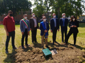 2-posa_prima_pietra_palestra_via_toscanaxweb