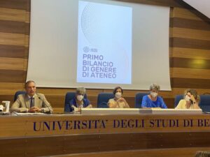 02-presentazione-bdg-unibg_da-sx-dx_remo-morzenti-pellegrini-barbara-pezzini-roberta-ribon-marzia-marchesi-romina-russo-1