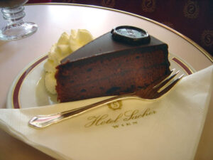 storia-della-sacher