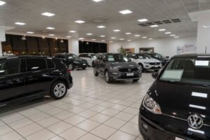 04-supernova-car-outlet_azzano-s-paolo_gruppo-bonaldi_interno