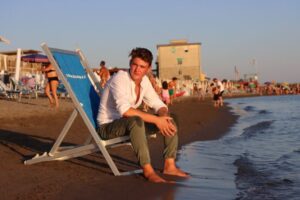 f459cd11-d7b8-c99f-4fa4-d9d8144db01a-4