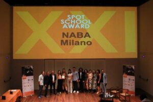 golden-school-trophy-a-naba-milano