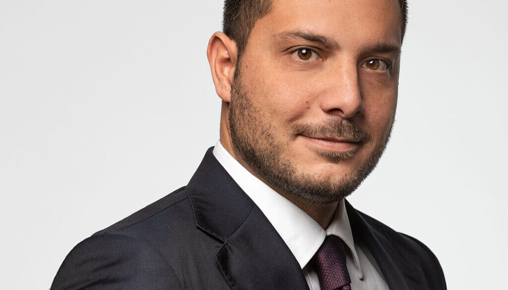 meplaw-lorenzomacchi-7402-quadrato-web